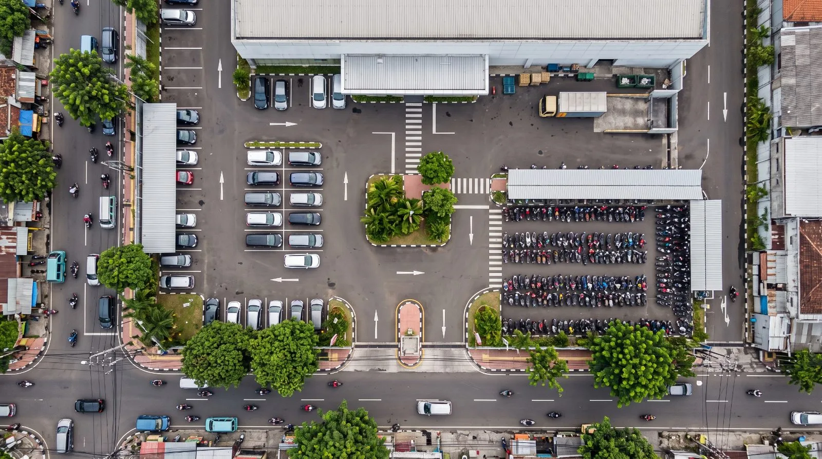 Sirkulasi Lalu Lintas & Parkir Supermarket: Lolos Andalalin Cepat